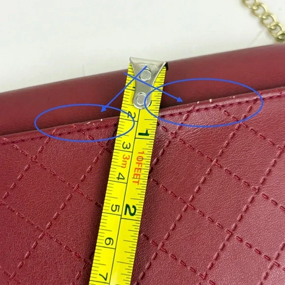 HARRY POTTER GRYFFINDOR Crossbody Purse with Chaim Strap - Picture 6 of 14